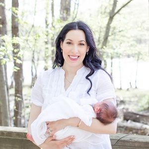 Meet your Posher, Alexia